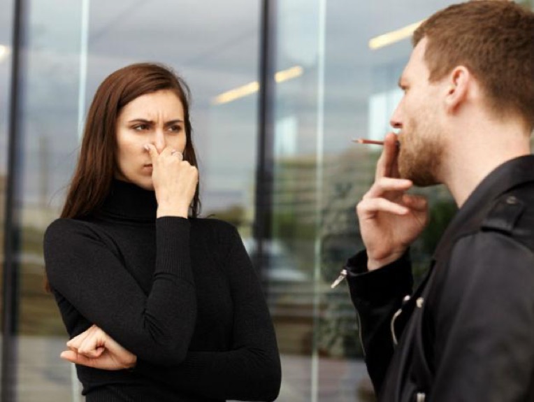 El-humo-de-segunda-mano-que-lo-sufren-los-demás.jpg